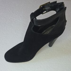 Elegant Black Women's Heel